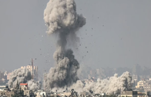 “मध्यपूर्वेतील संघर्ष वाढतोय: इस्रायलचे गाझा वर जोरदार हल्ले, दक्षिण लेबनॉनमध्ये हिजबुल्लाचा सहभाग वाढला”