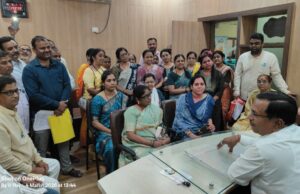 प्रभाग क्र. ९, शेगाव मधील रस्त्यांच्या प्रश्नावर नागरिकांची एकी; नगरसेविकां सौ. सुषमा भिसेसह निवेदन